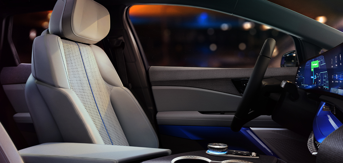 Cadillac OPTIQ 2026 Características Segurida